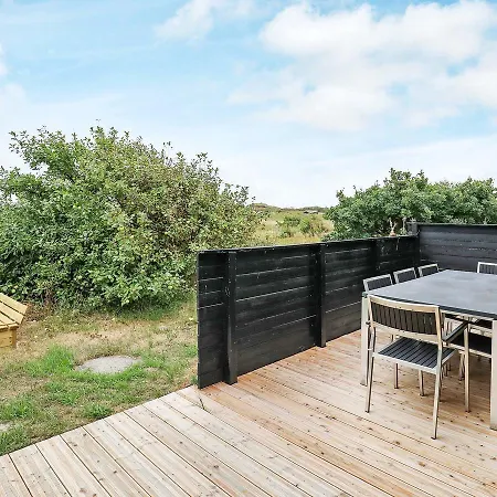 Holiday Henne X Tatil Evi